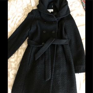 Wool/acrylic black beautiful belted coat